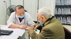 Phòng bệnh cho nhóm dễ bị tổn thương, thực hiện mục tiêu "lão hóa khỏe mạnh"