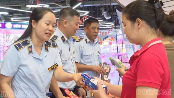 Chương trình tuyên truyền, hướng dẫn người tiêu dùng nhận biết hàng thật - hàng giả
