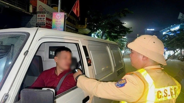 Cảnh sát giao thông xử lý hơn 126.000 tài xế vi phạm nồng độ cồn trong 2 tháng
