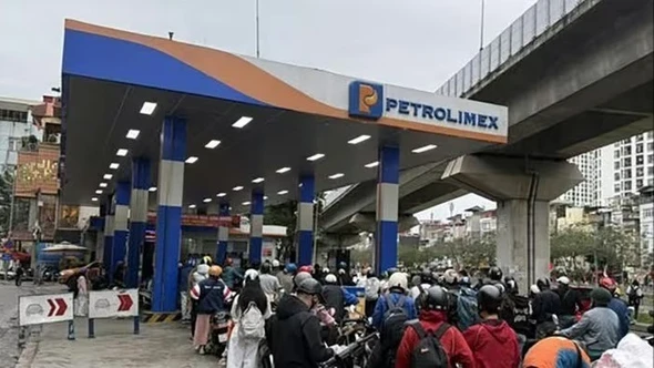 Giá xăng dầu ngày 14/3 giữ nguyên theo giá bán ngày 13/3