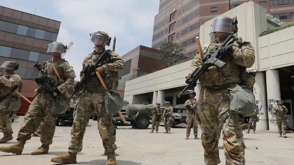 Mỹ: Tòa án liên bang tạm chặn lệnh điều Vệ binh Quốc gia tới Washington