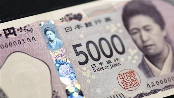 Nhật Bản thông qua gói kích thích kinh tế 135 tỷ USD