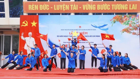 Nhiều hoạt động ý nghĩa tại các trường học chào mừng 95 năm Ngày thành lập Đoàn TNCS Hồ Chí Minh