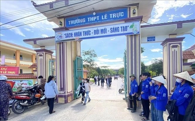 Dư luận xôn xao về phản ánh tiêu cực tại điểm thi Trường THPT Lê Trực trong Kỳ thi tốt nghiệp THPT quốc gia năm 2026. Ảnh: TTXVN phát
