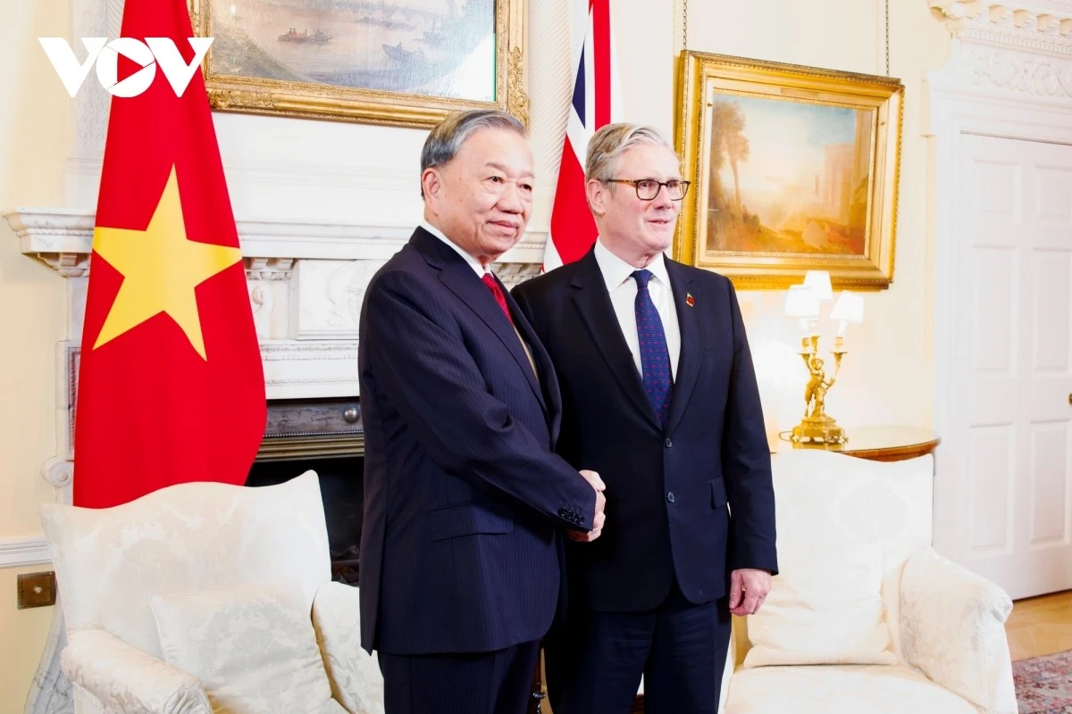 Việt Nam và Anh thiết lập quan hệ Đối tác Chiến lược Toàn diện trong chuyến thăm chính thức của Tổng Bí thư Tô Lâm.