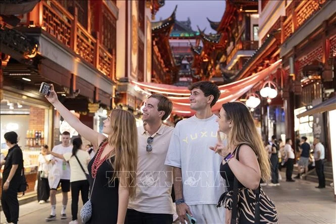 Khách du lịch tại Thượng Hải, Trung Quốc.