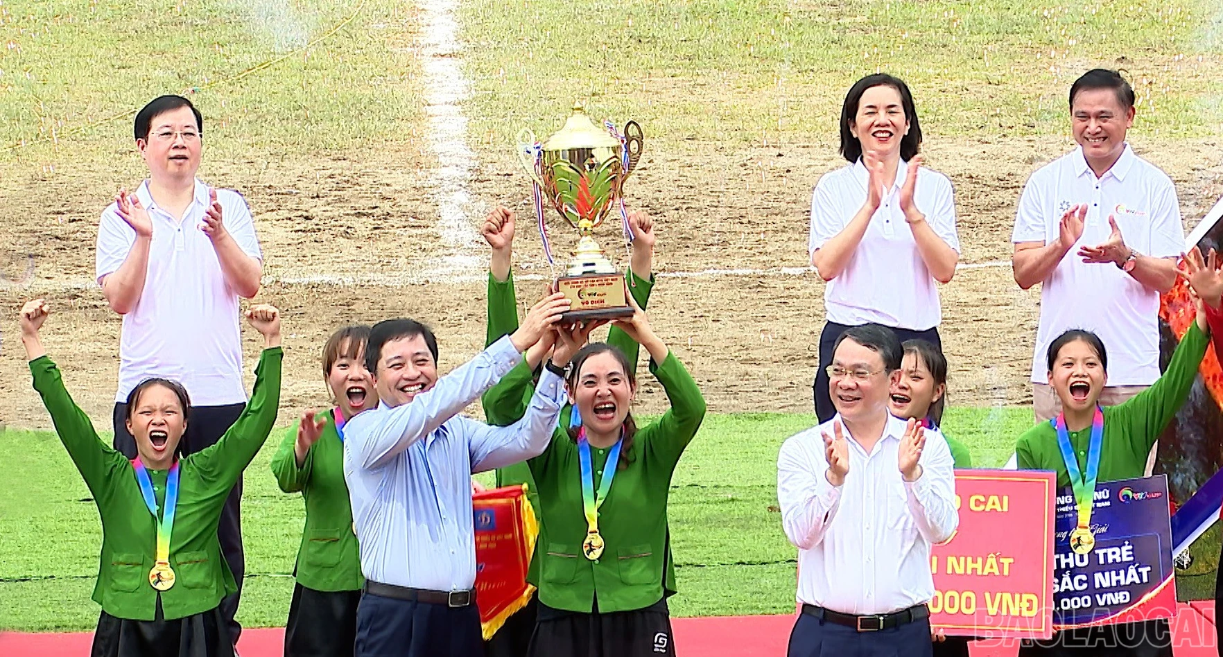 baolaocai-br_222-6019.png