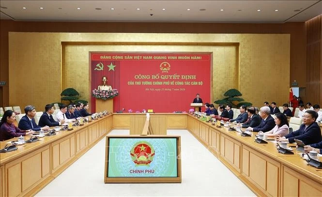 Lễ công bố quyết định của Thủ tướng Chính phủ về công tác cán bộ đối với Bộ Nội vụ và Bộ Dân tộc và Tôn giáo. Ảnh: Dương Giang/TTXVN