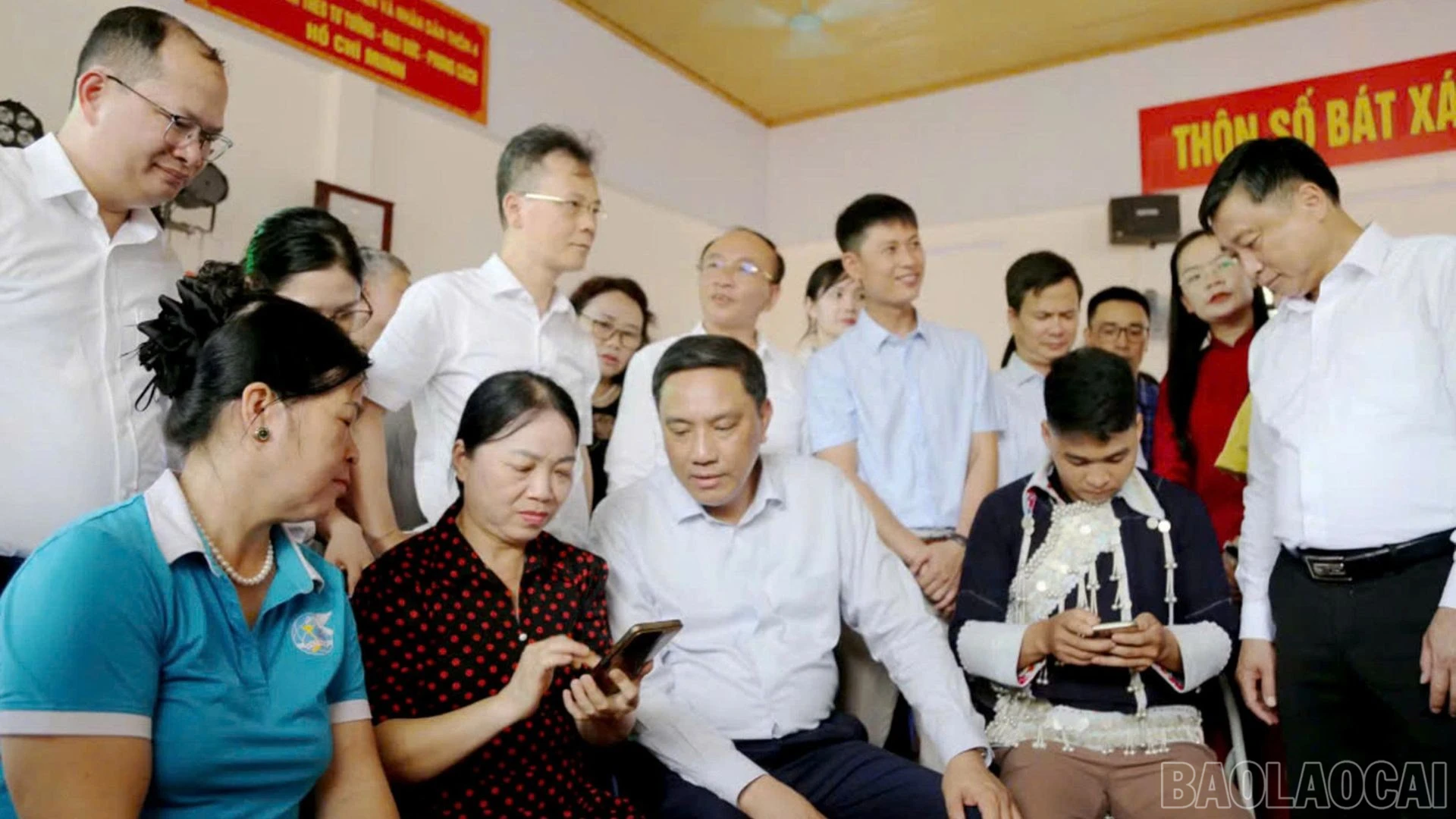 baolaocai-br_anh-cat-lai.jpg
