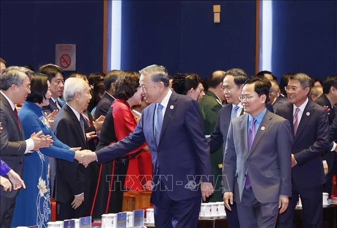 Tổng Bí thư, Chủ tịch nước Tô Lâm và các đồng chí lãnh đạo, nguyên lãnh đạo Đảng, Nhà nước đến dự Phiên trọng thể Đại hội XIV Công đoàn Việt Nam.