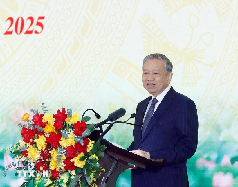 ttxvn-1912-tong-bi-thu-tuyen-gia.jpg