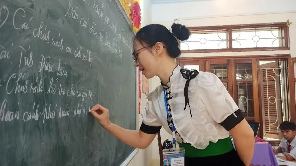 Sau sắp xếp trường lớp, số lượng giáo viên tăng lên. (Ảnh: Phạm Mai/Vietnam+)