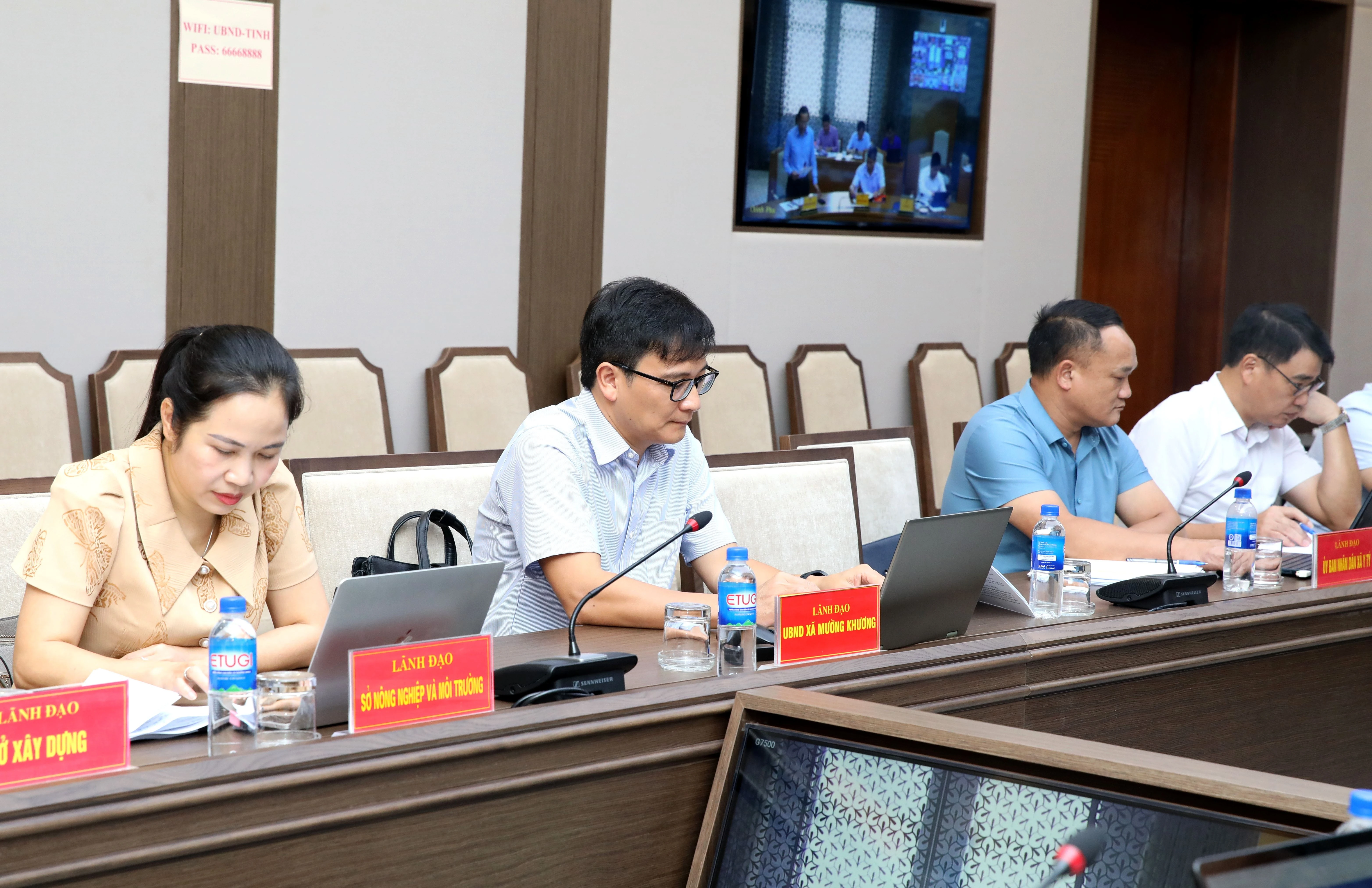Các đại biểu dự Hội nghị tại điểm cầu Lào Cai.