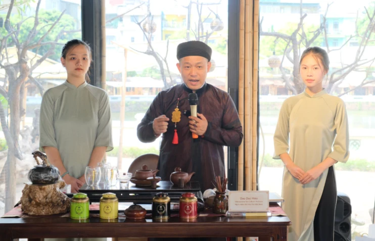 Những chia sẻ từ nghệ nhân Đào Đức Hiếu mang đến góc nhìn gần gũi về hành trình gìn giữ và lan tỏa văn hóa trà Việt. (Ảnh: BTC)