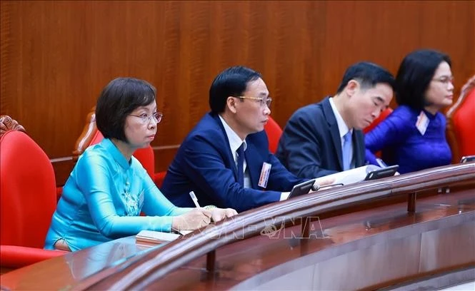 Các đại biểu khách mời tham dự phiên khai mạc Hội nghị lần thứ ba Ban Chấp hành Trung ương Đảng khoá XIV. Ảnh: Dương Giang/TTXVN