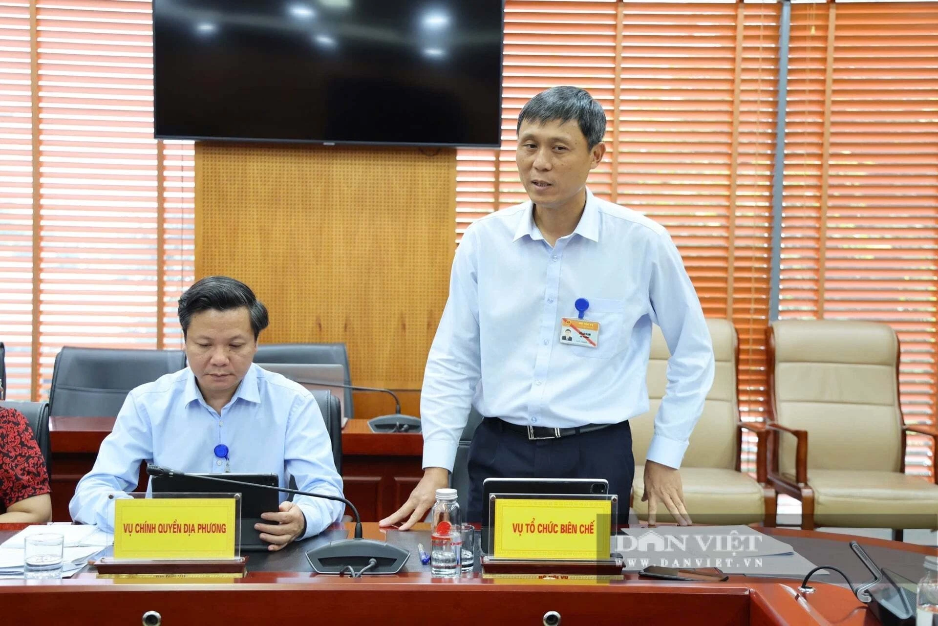 Ông Vũ Hải Nam, Vụ trưởng Vụ Tổ chức biên chế, Bộ Nội vụ thông tin về việc rà soát chi trả chế độ theo Nghị định 178. Ảnh: Gia Khiêm