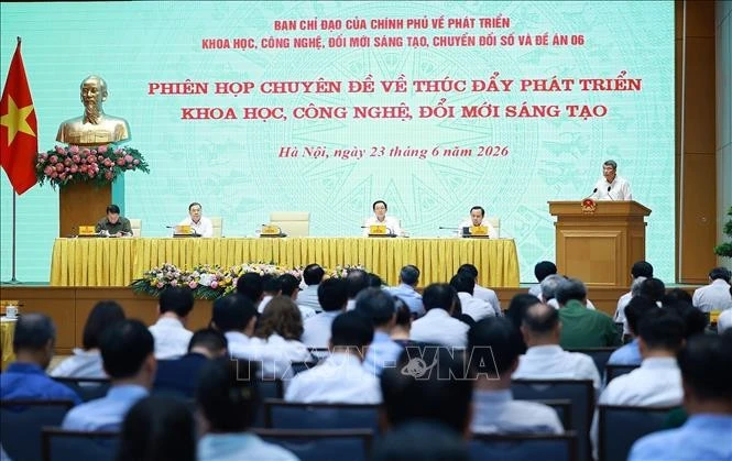 Thủ tướng Lê Minh Hưng, Trưởng Ban Chỉ đạo phát biểu tại Phiên họp chuyên đề về thúc đẩy phát triển khoa học, công nghệ, đổi mới sáng tạo. Ảnh: Dương Giang/TTXVN