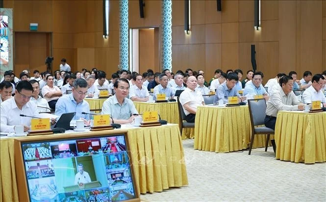 Các đại biểu tham dự Phiên họp chuyên đề về thúc đẩy phát triển khoa học, công nghệ, đổi mới sáng tạo.