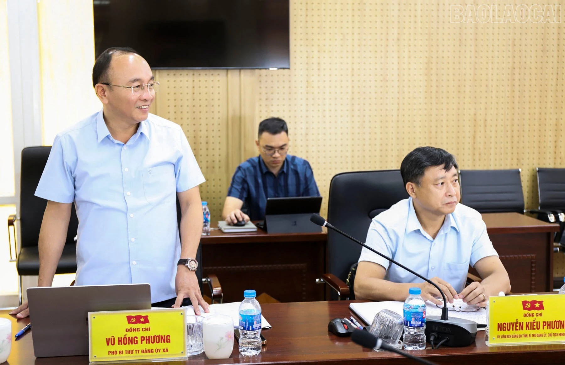 baolaocai-tr_pho-bi-thu-thuong-truc-dang-uy-xa-bat-xat-vu-hong-phuong-phat-bieu-y-kien.jpg