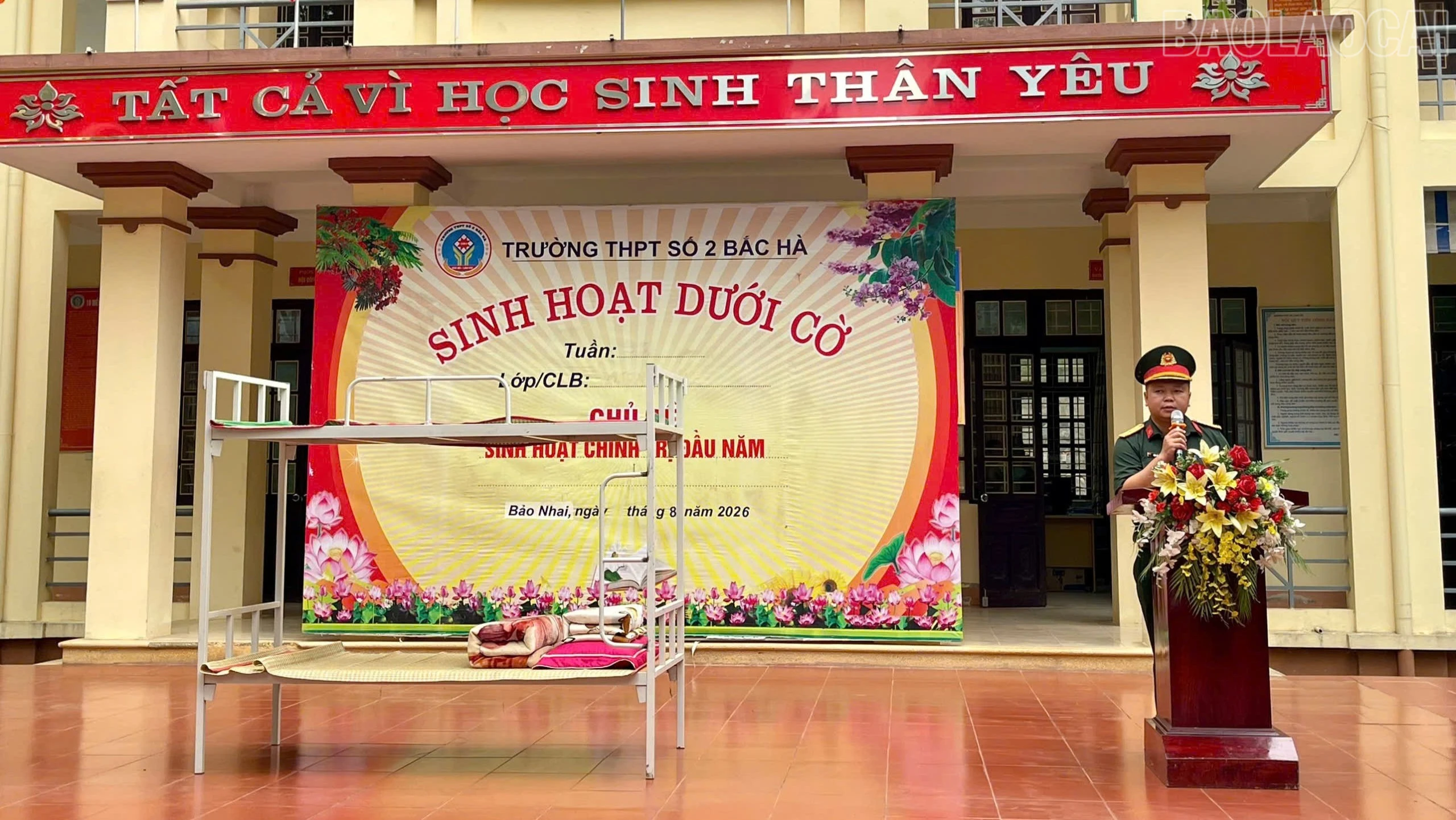 baolaocai-tr_1-trung-ta-dao-kong-phi-tham-gia-hoat-dong-sinh-hoat-duoi-co-cua-nha-truong-2028.jpg