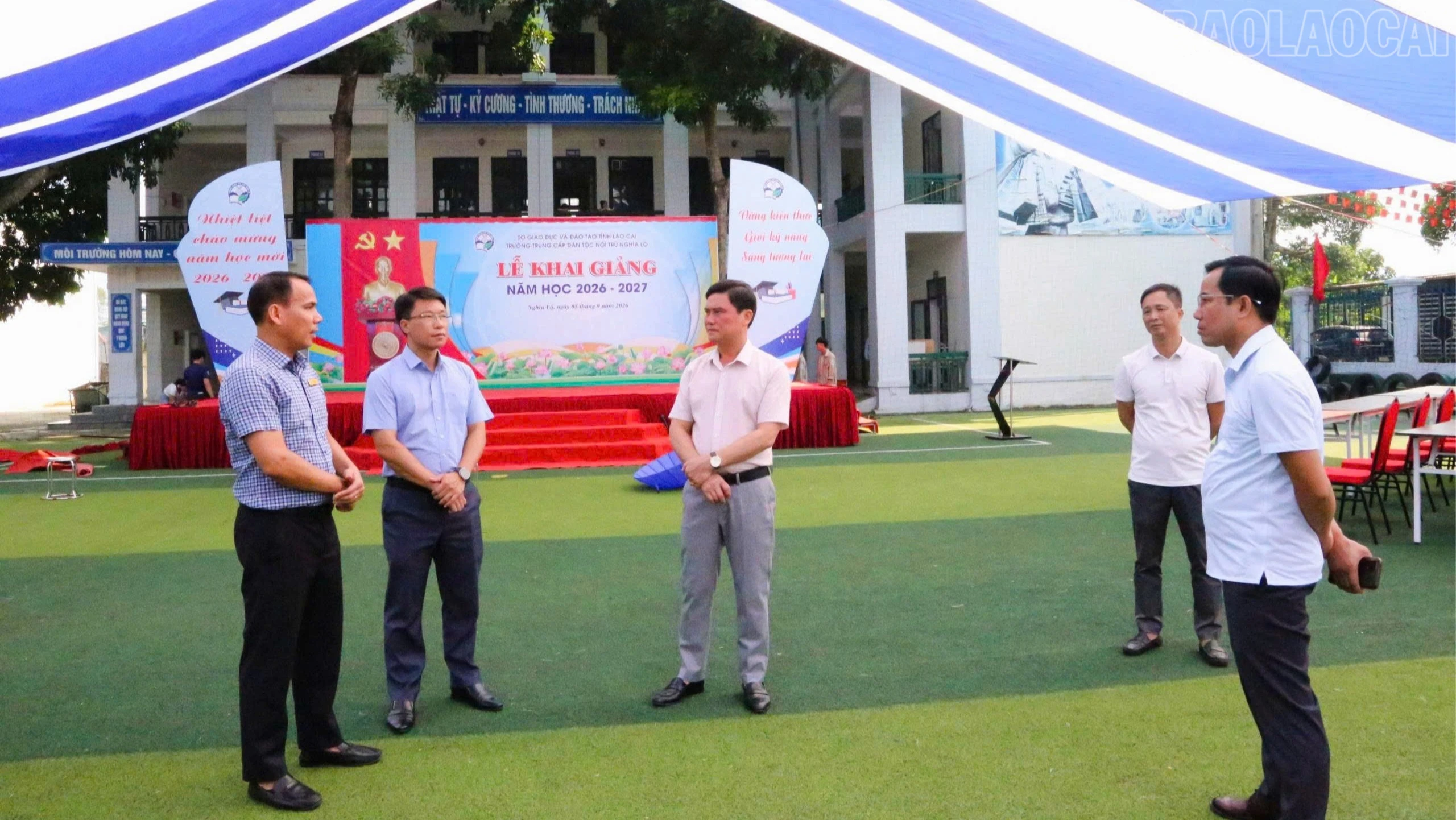 baolaocai-tr_kiem-tra-cong-tac-chuan-bi-khai-giang-nam-hoc-moi-tai-truong-trung-cap-nghe-dan-toc-noi-tru-nghia-lo-9585.jpg