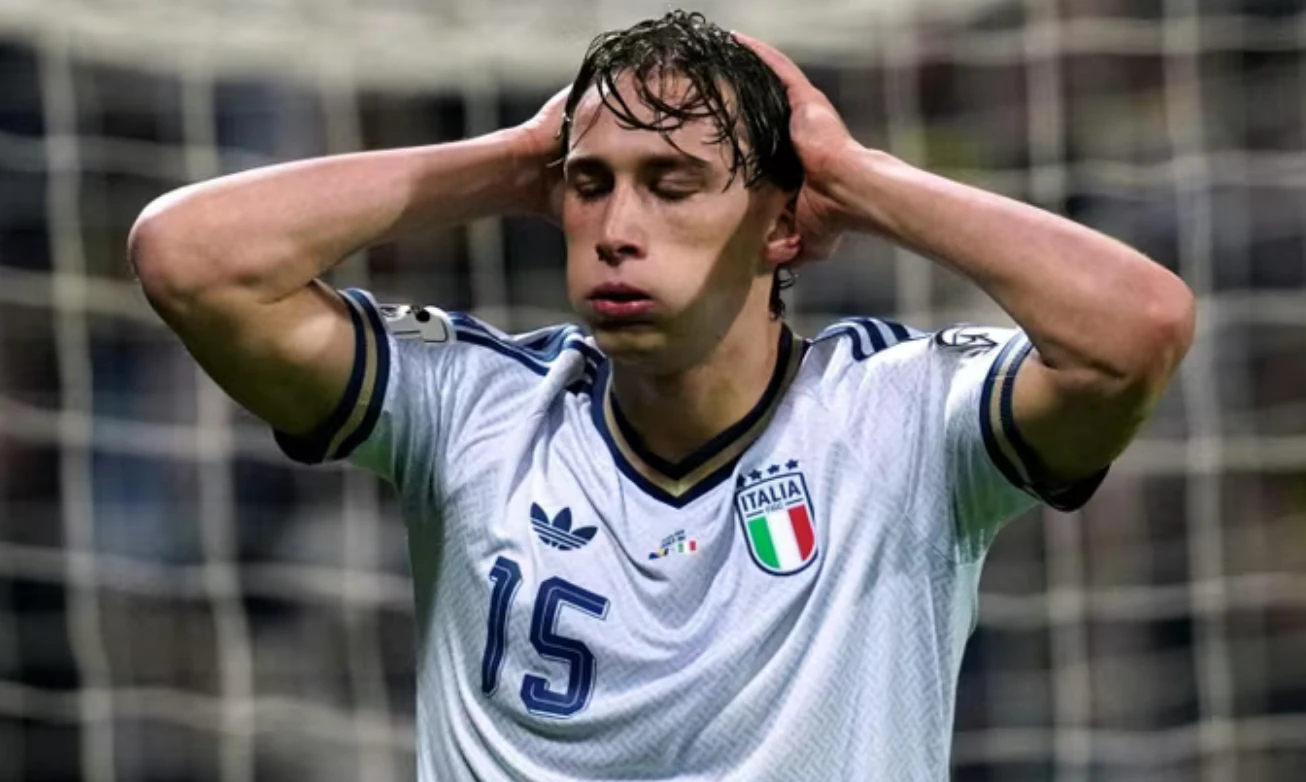 Italy lần thứ 3 liên tiếp không thể giành vé dự World Cup.