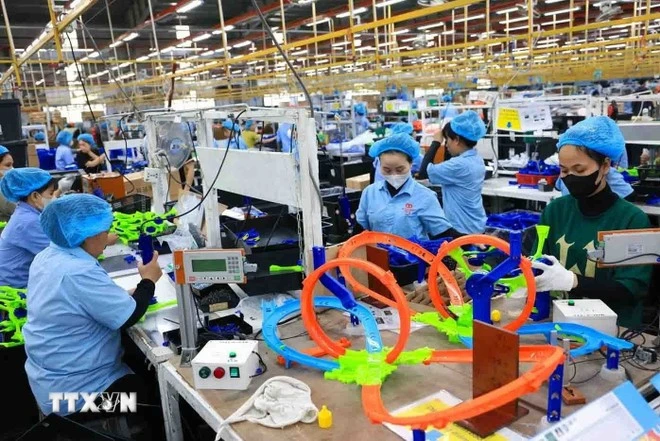 Sản xuất sản phẩm đồ chơi trẻ em xuất khẩu sang thị trường Mỹ, Pháp, Chi Lê của Công ty TNHH Chế xuất Billion Max Việt Nam, 100% vốn Hong Kong (Trung Quốc).