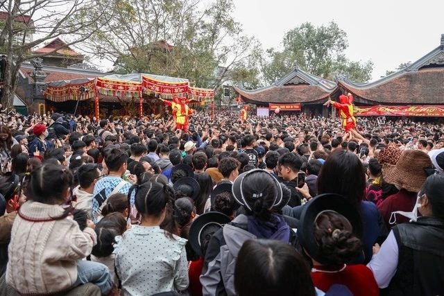 Lễ hội cần được tổ chức lành mạnh, an toàn... để giữ gìn những nét đẹp văn hoá và giá trị truyền thống.