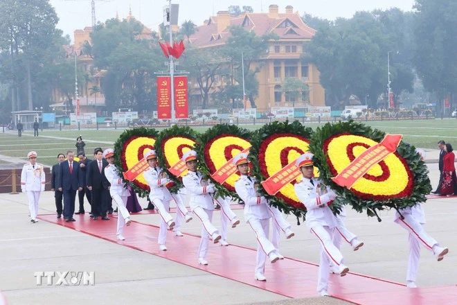 Lãnh đạo Đảng, Nhà nước viếng Chủ tịch Hồ Chí Minh nhân kỷ niệm 96 năm Ngày thành lập Đảng Cộng sản Việt Nam.