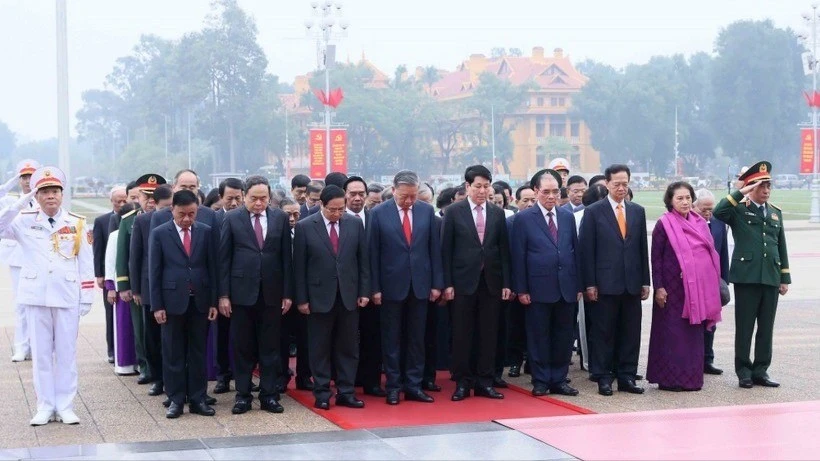 ttxvn-lanh-dao-dang-nha-nuoc-vie-8618.jpg