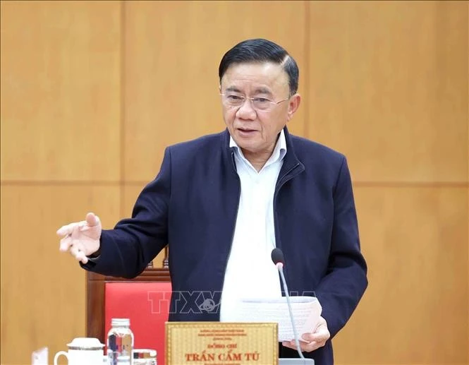Đồng chí Trần Cẩm Tú, Ủy viên Bộ Chính trị, Thường trực Ban Bí thư, Trưởng Tiểu ban Tổ chức phục vụ Đại hội XIV phát biểu chỉ đạo buổi làm việc.
