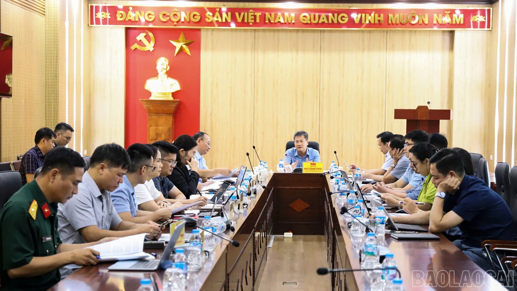 baolaocai-br_pho-chu-tich-thuong-truc-ubnd-tinh-ngo-hanh-phuc-chu-tri-buoi-lam-viec-1217.jpg