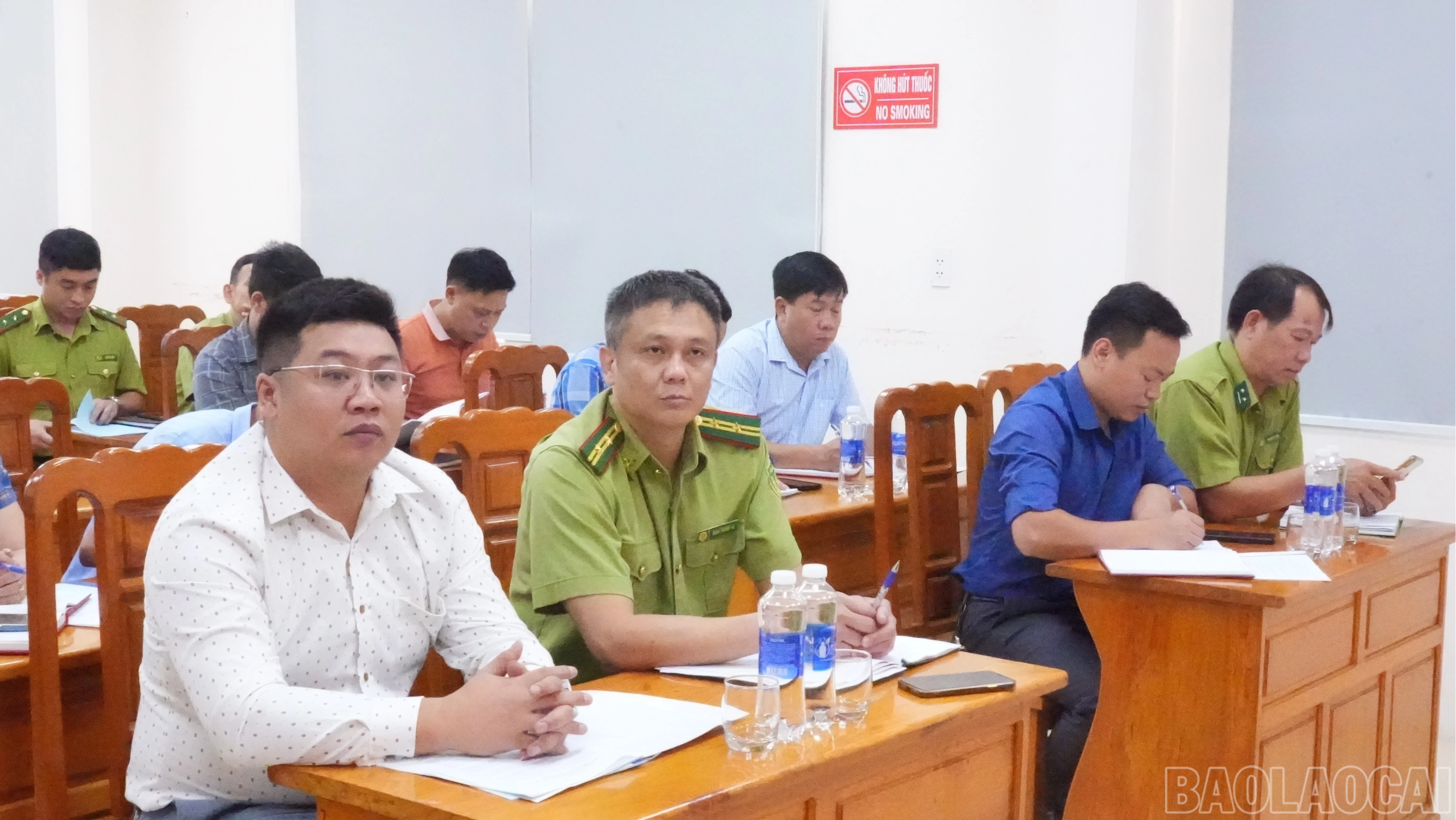 baolaocai-br_br-cac-dai-bieu-du-hoi-nghi.jpg