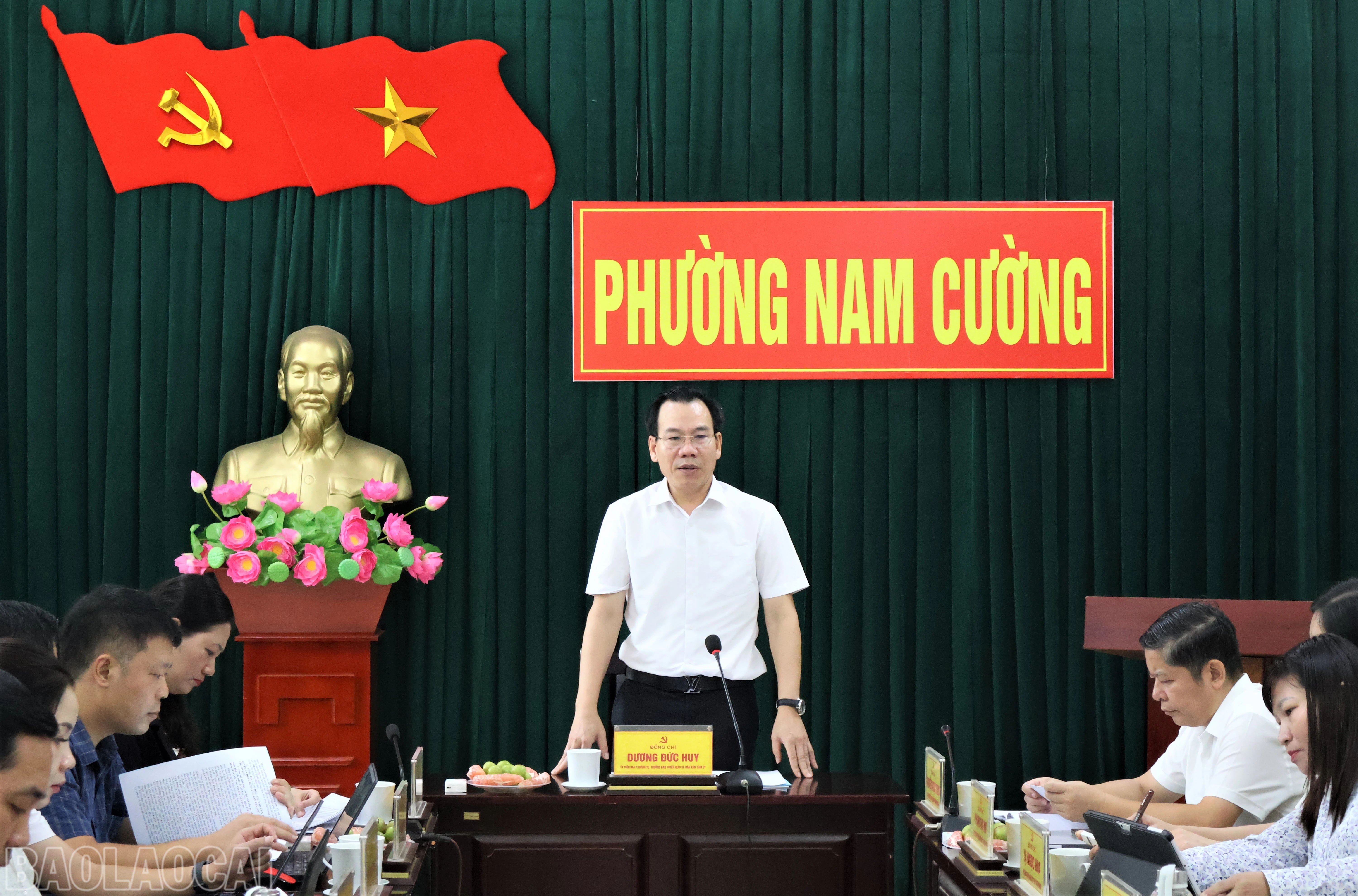 baolaocai-bl_dong-chi-duong-duc-huy-truong-ban-tuyen-giao-va-dan-van-tinh-uy-phat-bieu-ket-luan-tai-buoi-kiem-tra.jpg
