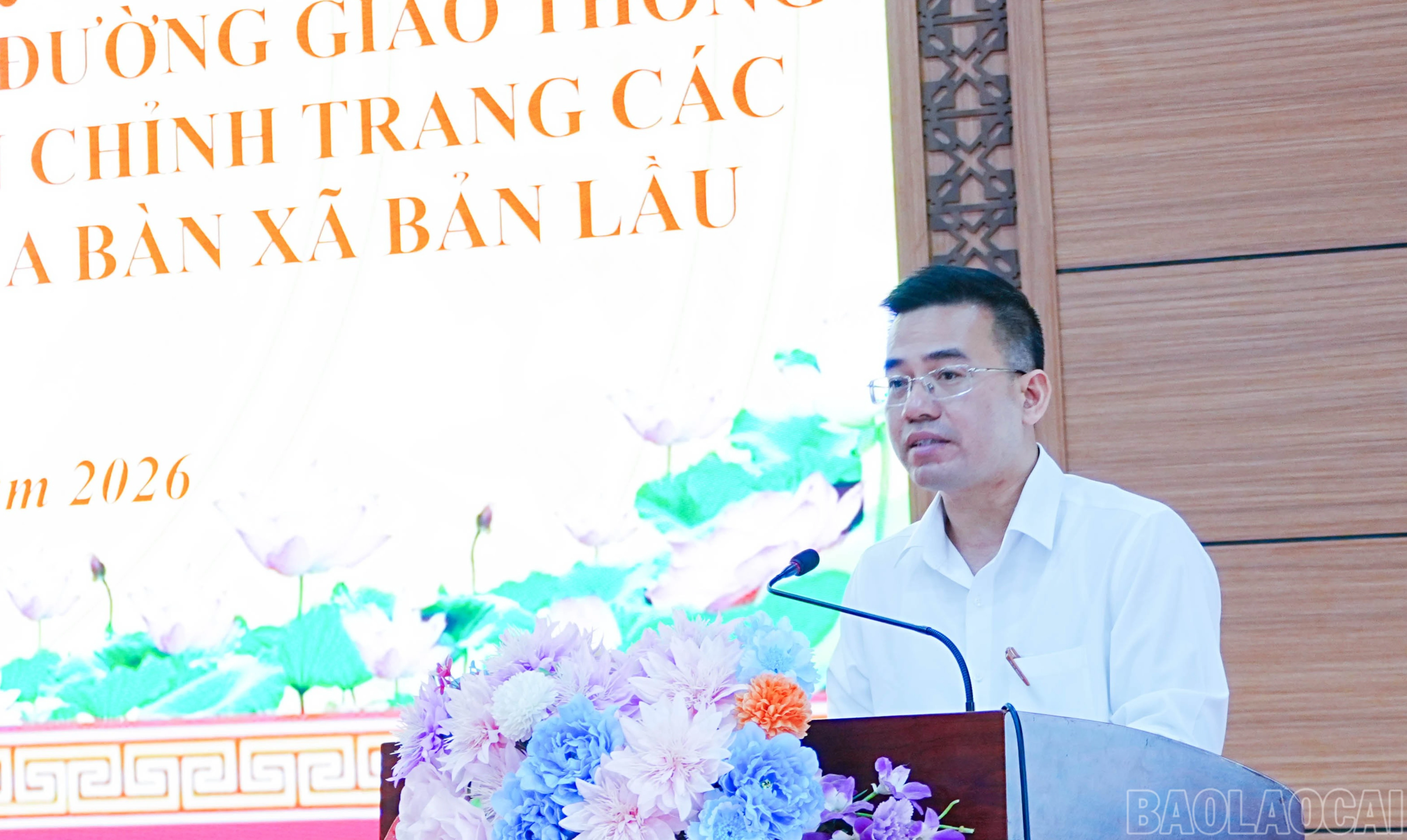 baolaocai-br_dong-chi-giang-trung-dung-pho-bi-thu-dang-uy-chu-tich-ubnd-xa-ban-lau-phat-dong-thi-dua-5089.jpg