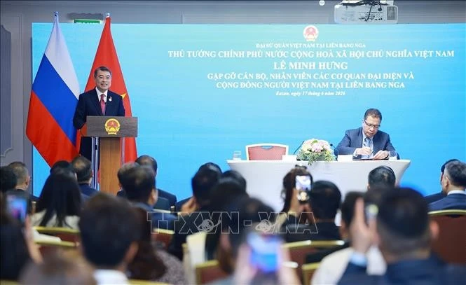 Thủ tướng Lê Minh Hưng phát biểu tại buổi gặp cán bộ, nhân viên các cơ quan đại diện và cộng đồng người Việt Nam tại Liên bang Nga.