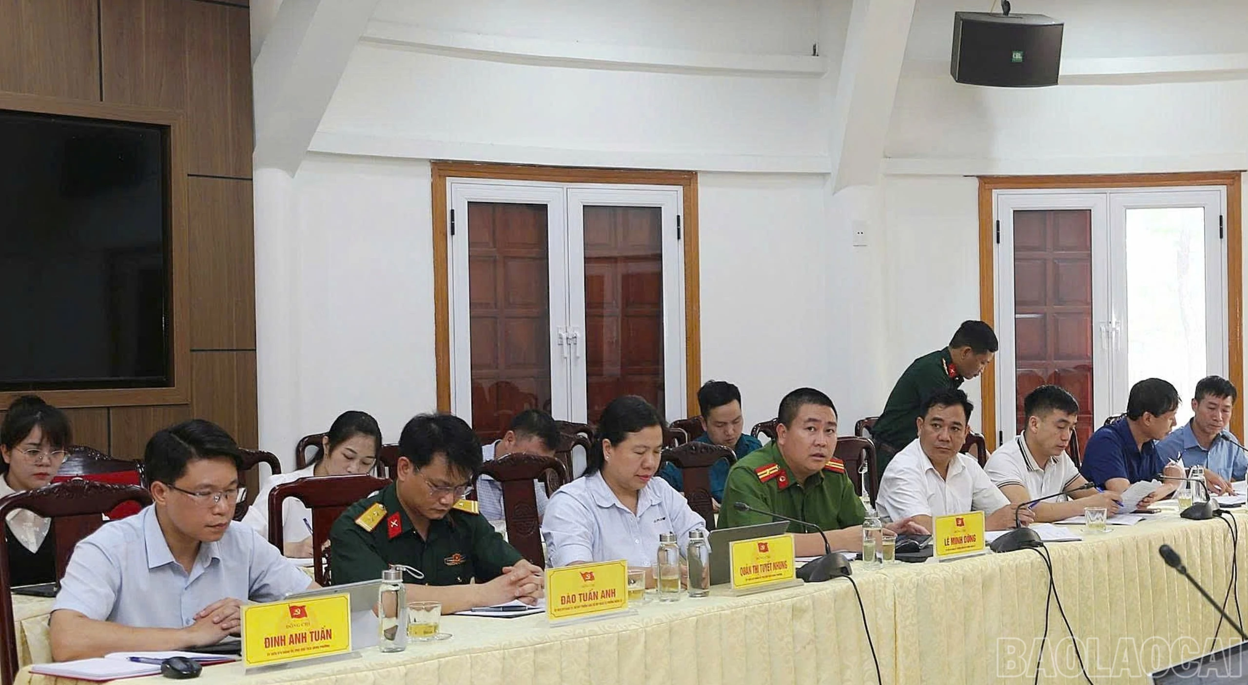 baolaocai-br_dai-bieu-du-hoi-nghi-3615.jpg