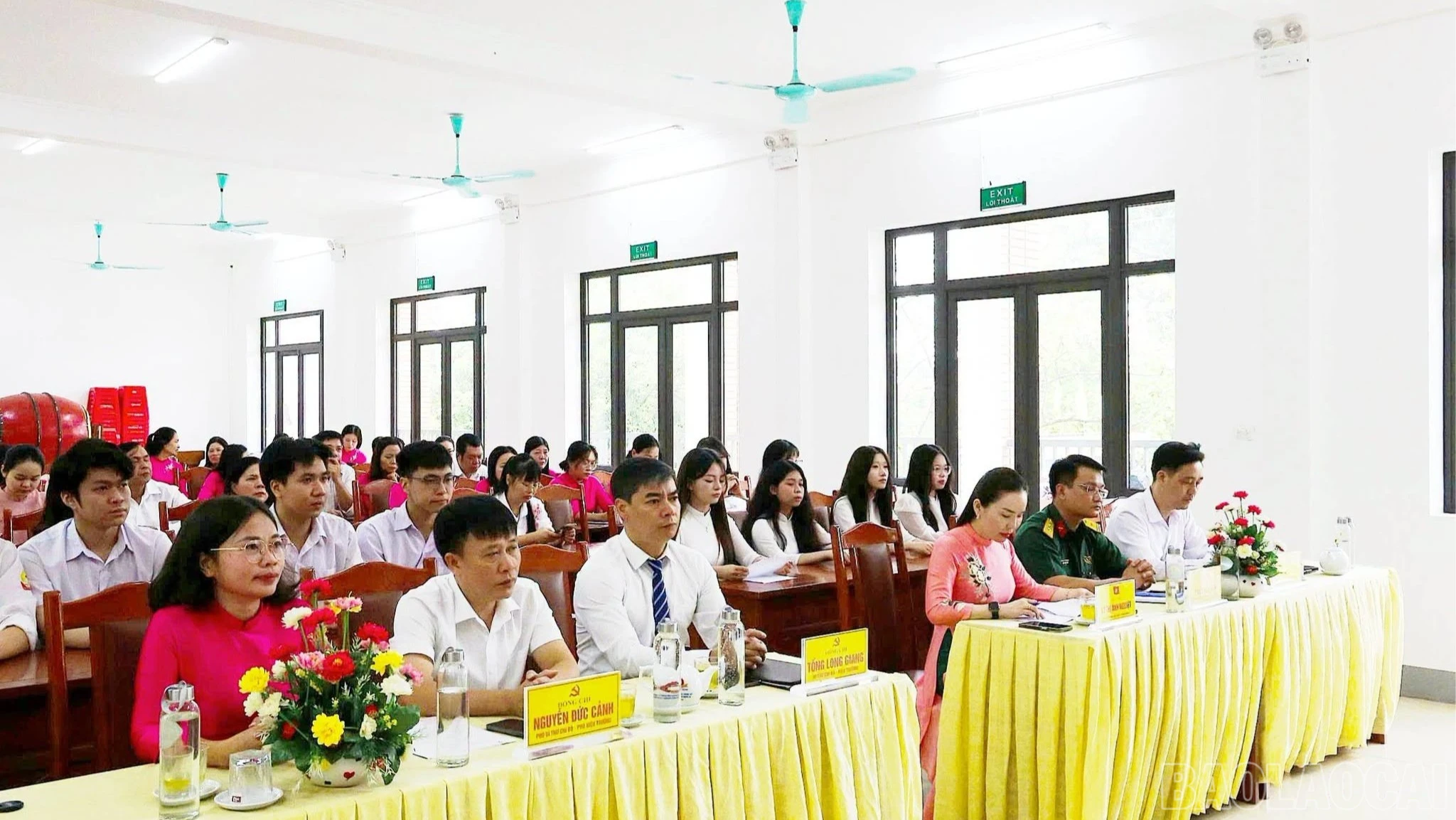 baolaocai-br_cac-dai-bieu-du-le-ket-nap-6702.jpg