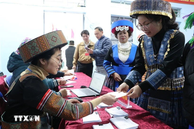 ttxvn-dong-bao-cac-dan-toc-vung.jpg