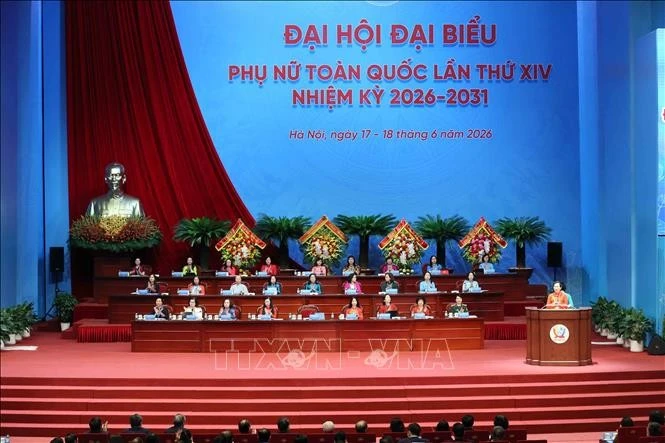 Đoàn Chủ tịch điều hành Đại hội.