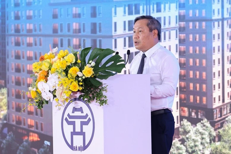 Chủ tịch UBND thành phố Hà Nội Vũ Đại Thắng phát biểu.