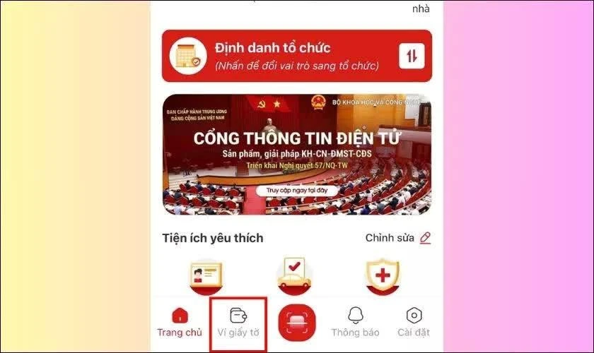 Tiếp theo, truy cập mục “Ví giấy tờ”.