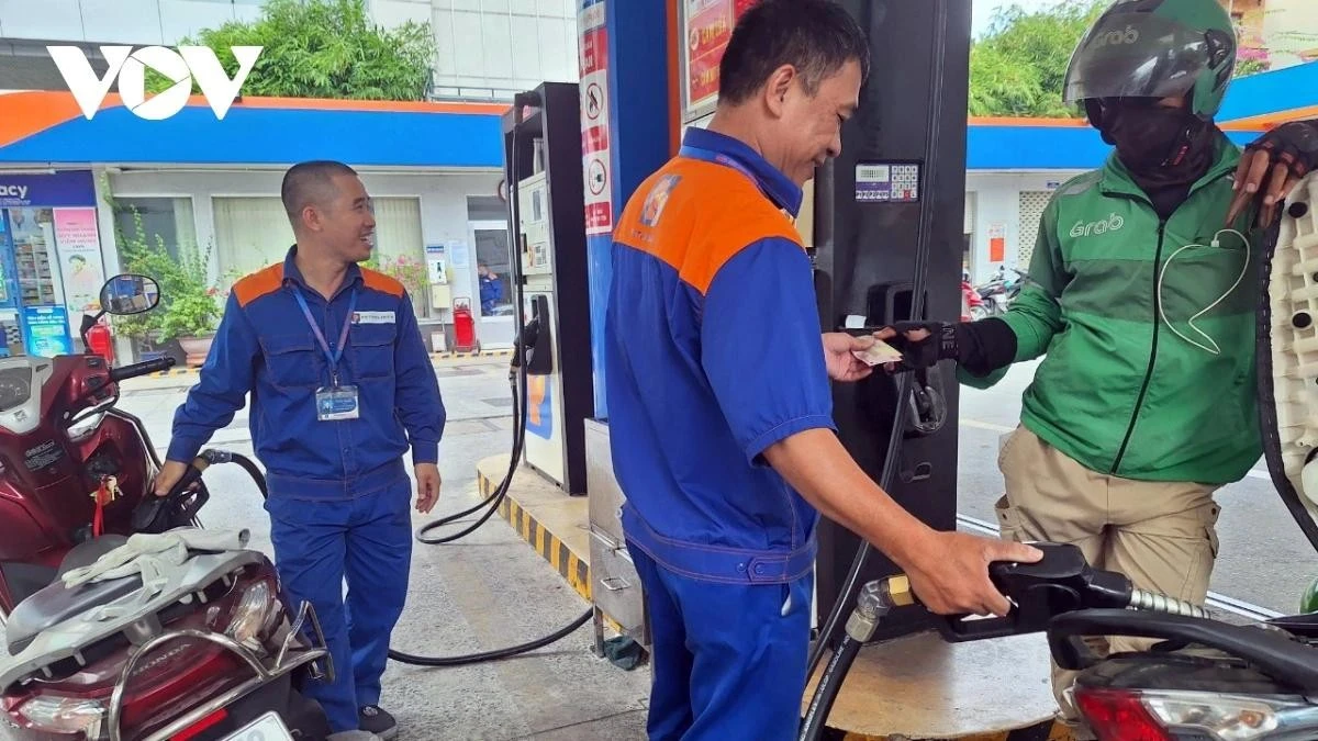 Mỗi lít xăng tiết kiệm được là một đóng góp thiết thực cho an ninh năng lượng quốc gia.