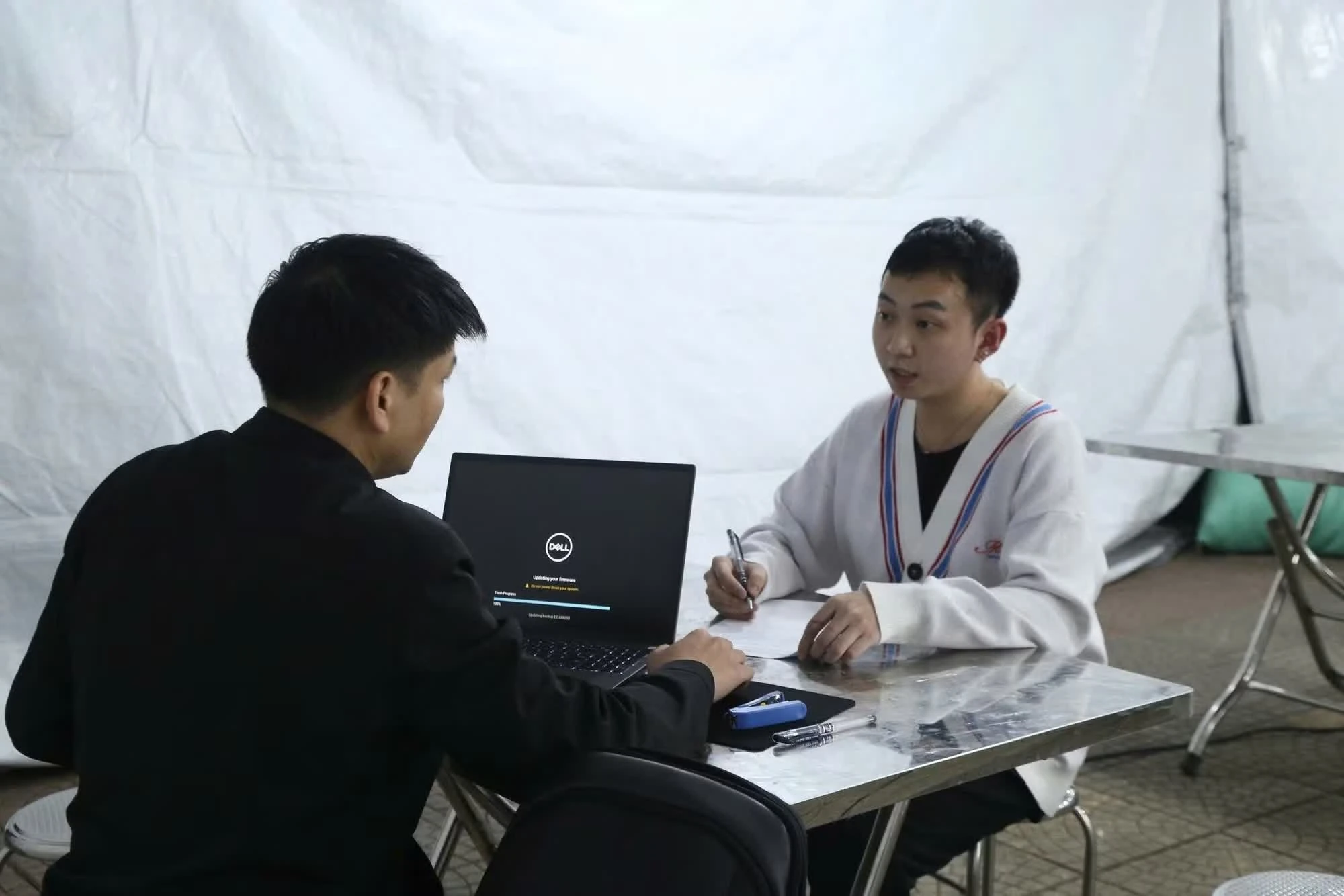 Công an Bắc Ninh đấu tranh với các đối tượng trong vụ án.