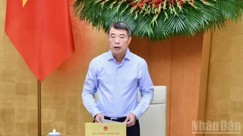 Thủ tướng Lê Minh Hưng phát biểu ý kiến kết luận phiên họp. (Ảnh: THANH GIANG)