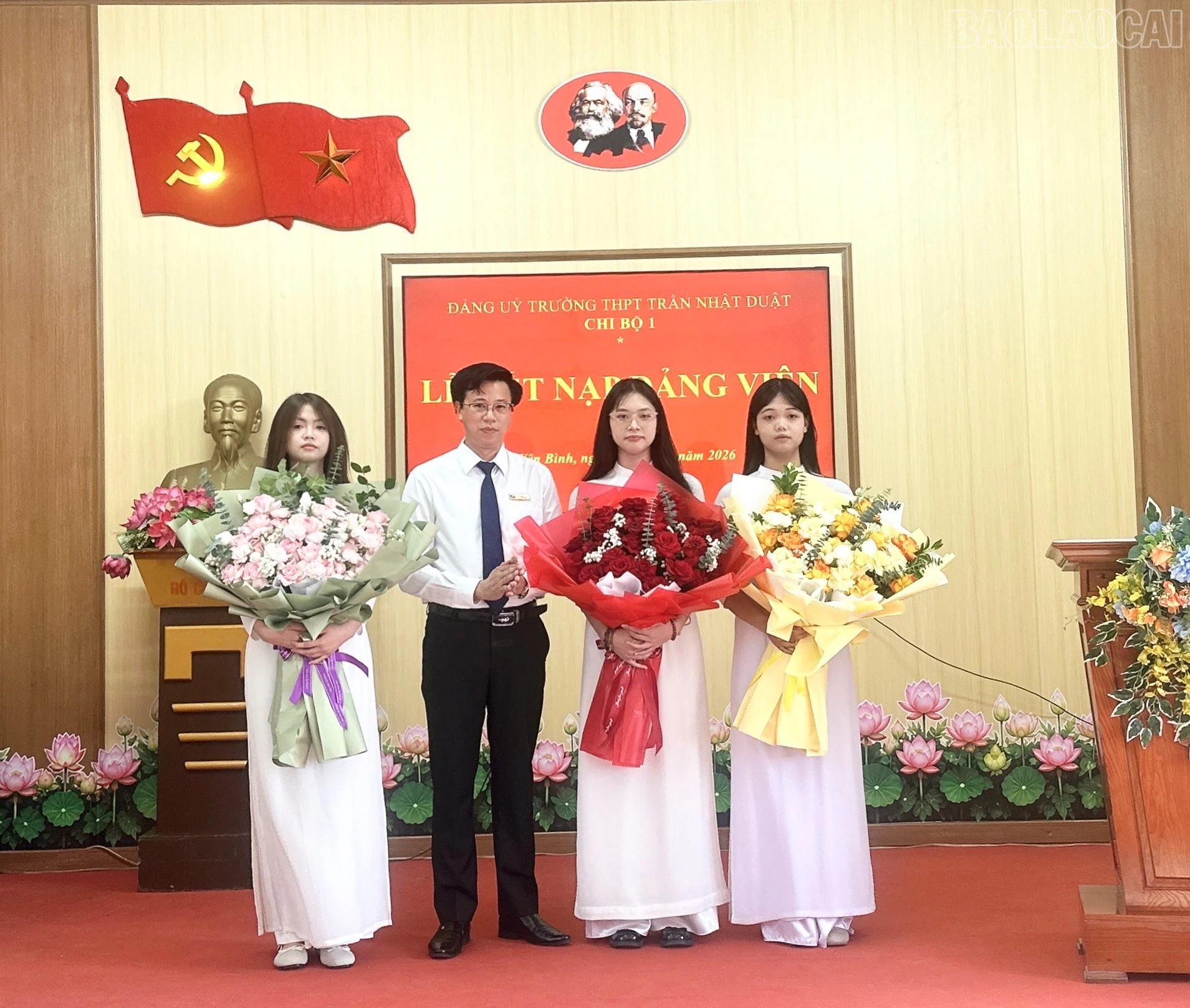 baolaocai-tr_z7975189012324-04bdc517bbeb0d00b172794c555064a6.jpg
