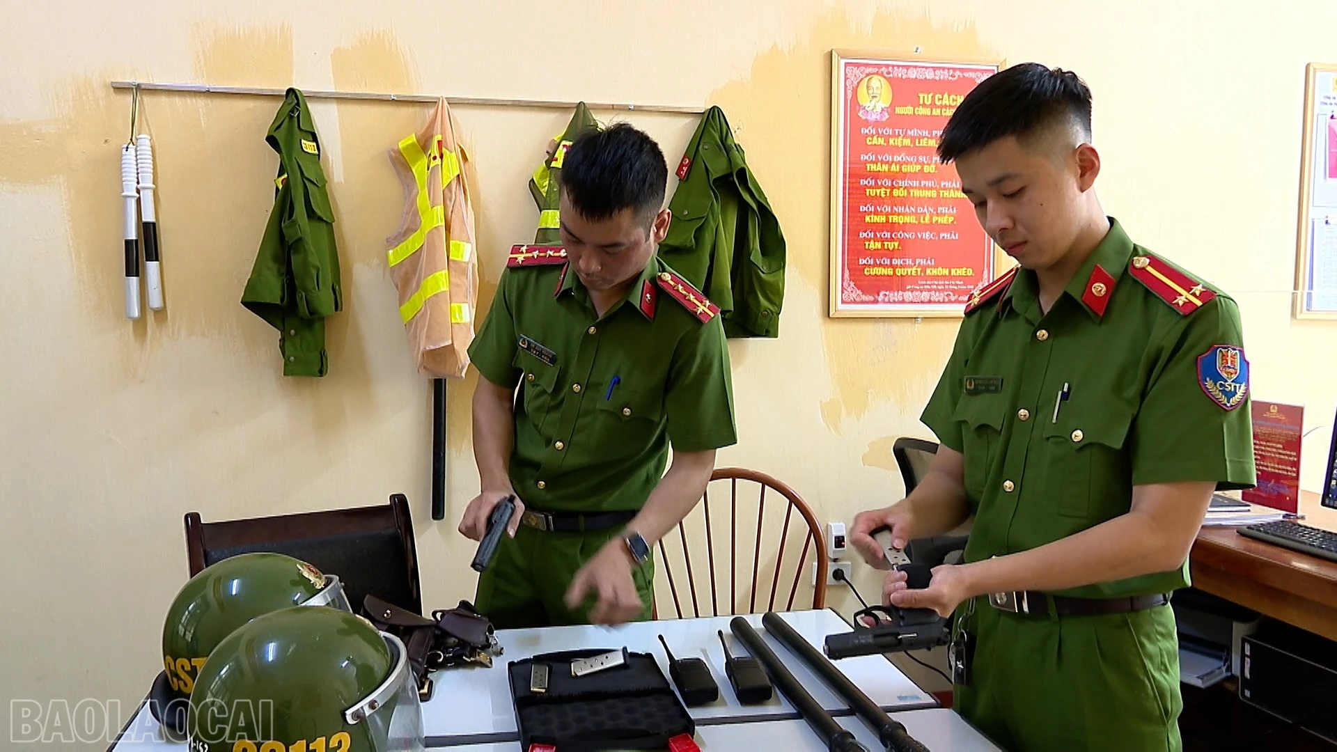 baolaocai-bl_cong-an-phuong-trung-tam-thuc-hien-nghiem-cong-tac-quan-ly-bao-quan-vu-khi-cong-cu-ho-tro-san-sang-dap-ung-yeu-cau-nhiem-vu.jpg