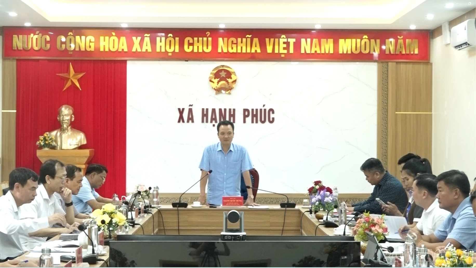 baolaocai-br_toan-canh-buoi-lam-viec-8843.png