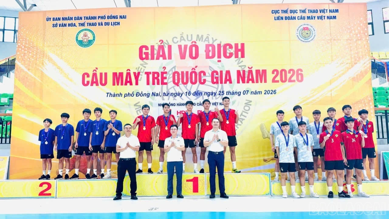 baolaocai-br_doi-tuyen-4-nam-lao-cai-gianh-hcb-411.jpg
