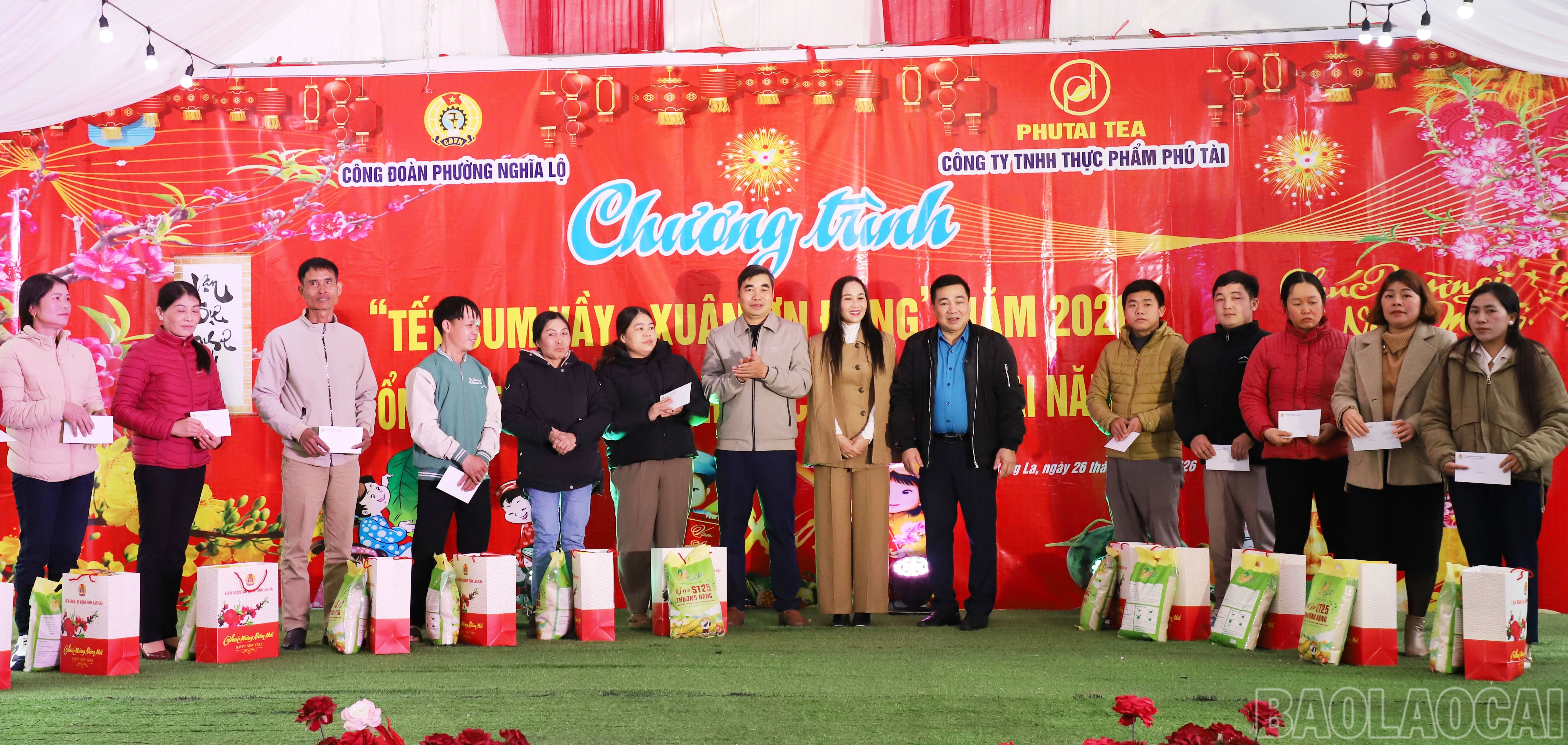 baolaocai-br_ldld-tinh-tang-qua-tet-cho-cong-nhan-nguoi-lao-dong-2901.jpg
